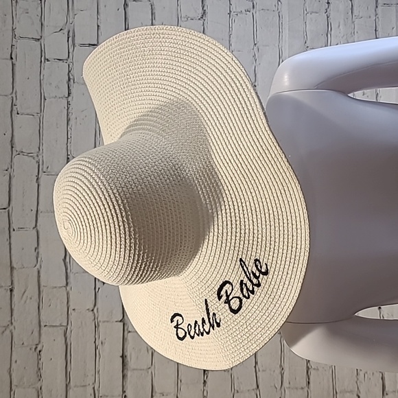 Magid Hats Packable Sun Hat UPF 50+ White Floppy Straw Hat with \